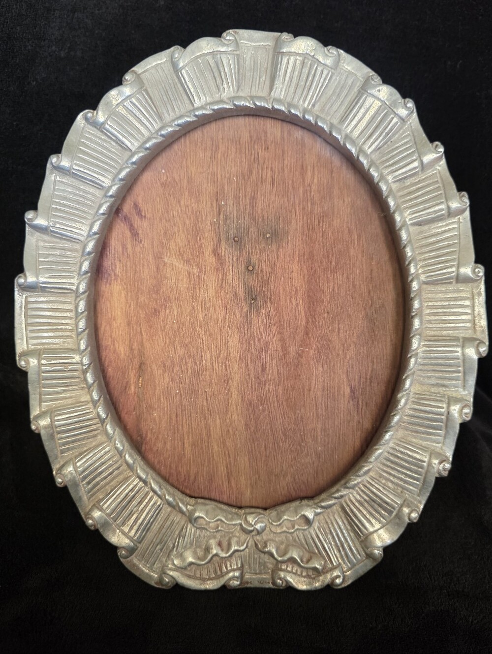 Ornate Oval Decorative Frame in Silver-Tone